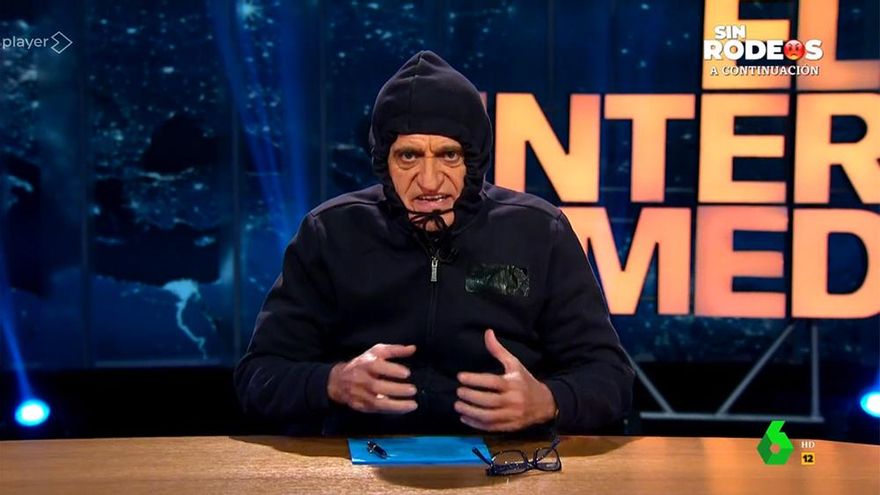 Wyoming critica con una capucha el bulo de Miguel Ángel Rodríguez: "¿Periodistas encapuchados? ¿Estamos locos o qué?"