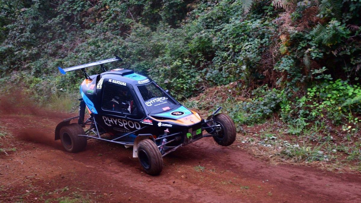Entre los car cross, José Manuel González confirmó su título ante la victoria de Miguel Ángel Santana.
