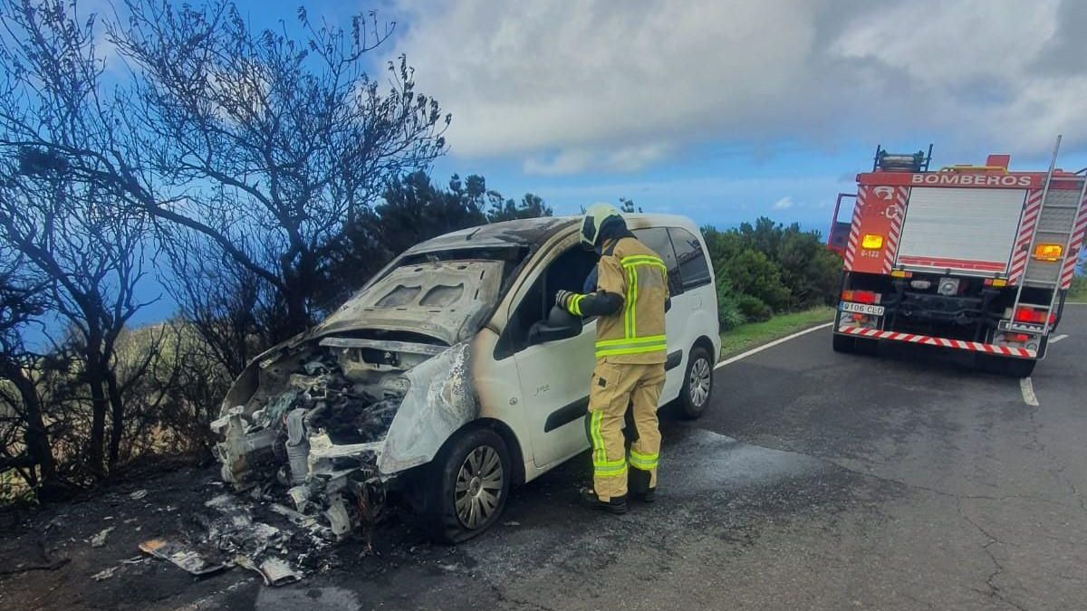 Arde un vehículo en Garafía