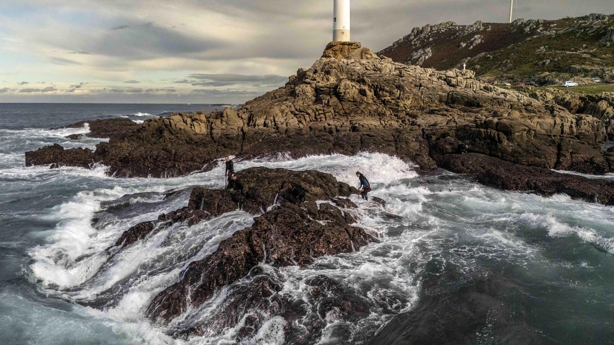 Percebeiros en O Roncudo
