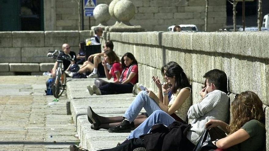 Otra posible solución sería un ingreso básico y universal, pero no puedo evitar pensar que si la gente tuviera más dinero en el bolsillo, los alquileres aumentarían aún más
