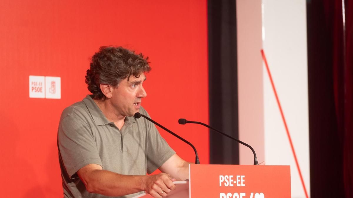 El PSE-EE avisa del coqueteo del PNV con una "prioridad nacional" a la vasca y medidas fiscales de "sesgo neoliberal"
