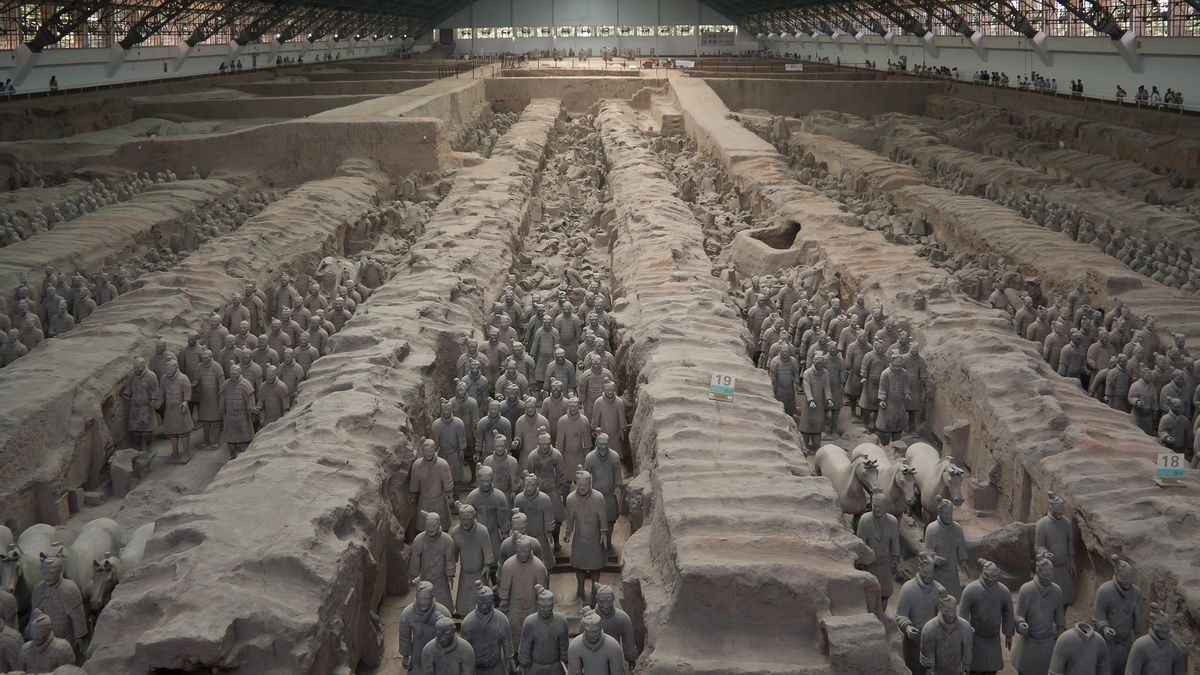 Unas huellas dactilares de hace 2.200 años revelan quién pudo construir las estatuas del ejército de terracota