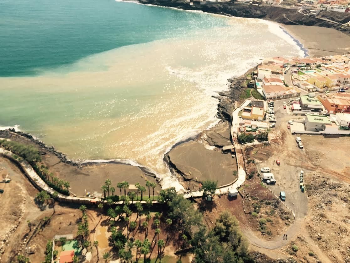 Vista aérea de la costa de Telde tras las lluvias de esta semana.