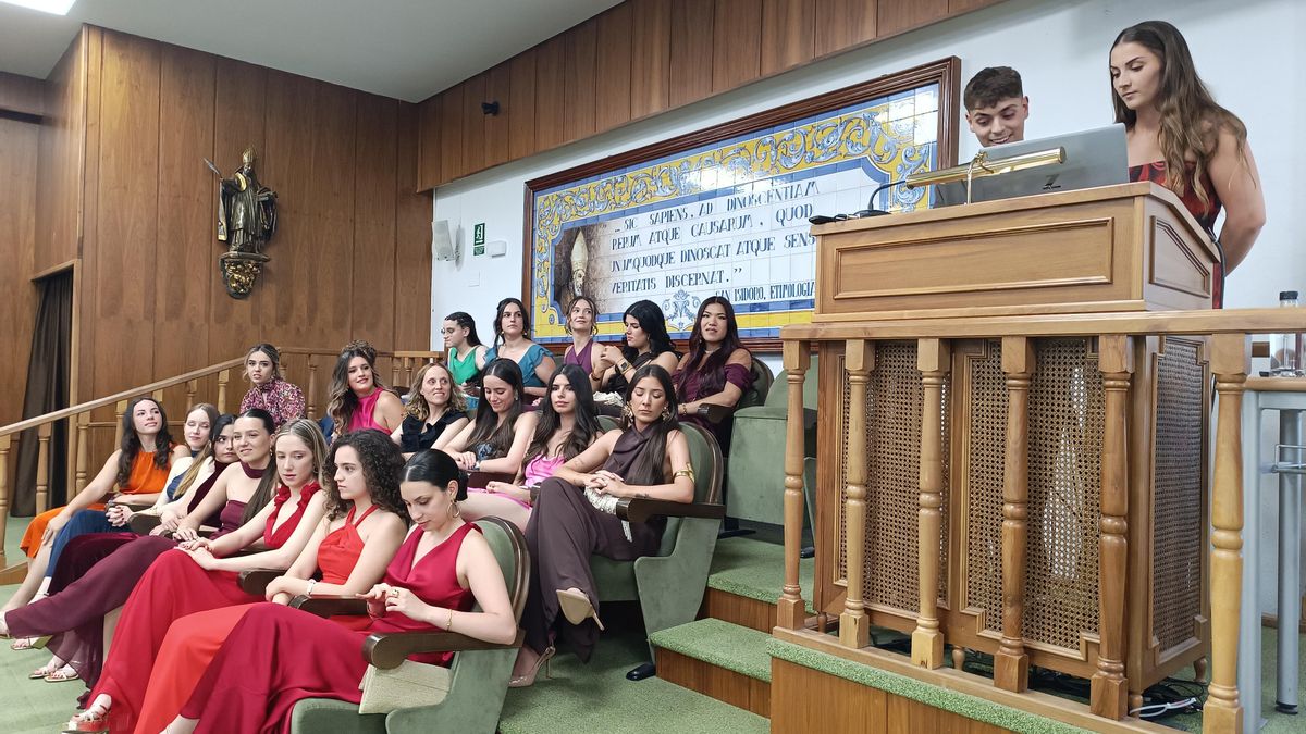 Graduación de Enfermería del campus de Vegazana