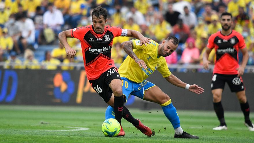 Aitor Sanz entra en el olimpo blanquiazul