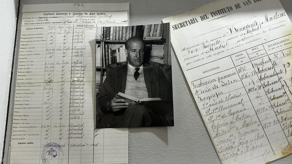 Expedientes académicos de los dos premios Nobel, Vicente Aleixandre y Jacinto Benavente