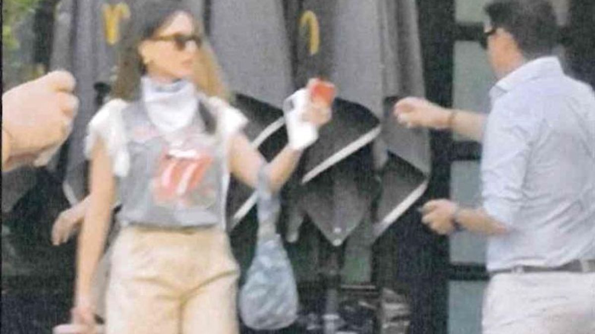 El juez apunta al viaje privado con dinero público del expresidente de la Diputación de Almería: “¿Ponemos FEMP?”