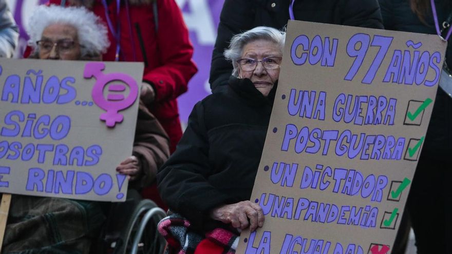 La provincia de León se moviliza durante el 8M con manifestaciones y actos culturales para reivindicar la igualdad