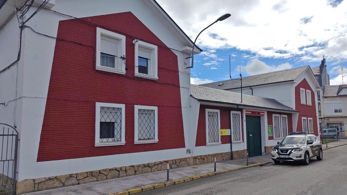 Una fuerte discusión doméstica delata en Cacabelos a un hombre con más de una docena de órdenes de búsqueda