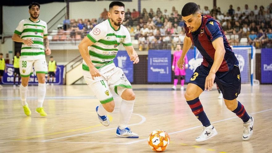 Lance del duelo entre Levnate UD y Córdoba Patrimonio