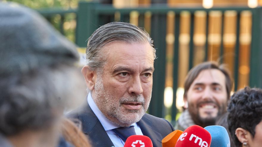 Archivo - Enrique López.