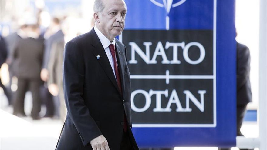 Erdogan acusa a EEUU de "discriminación" por no celebrar una cena de Ramadán