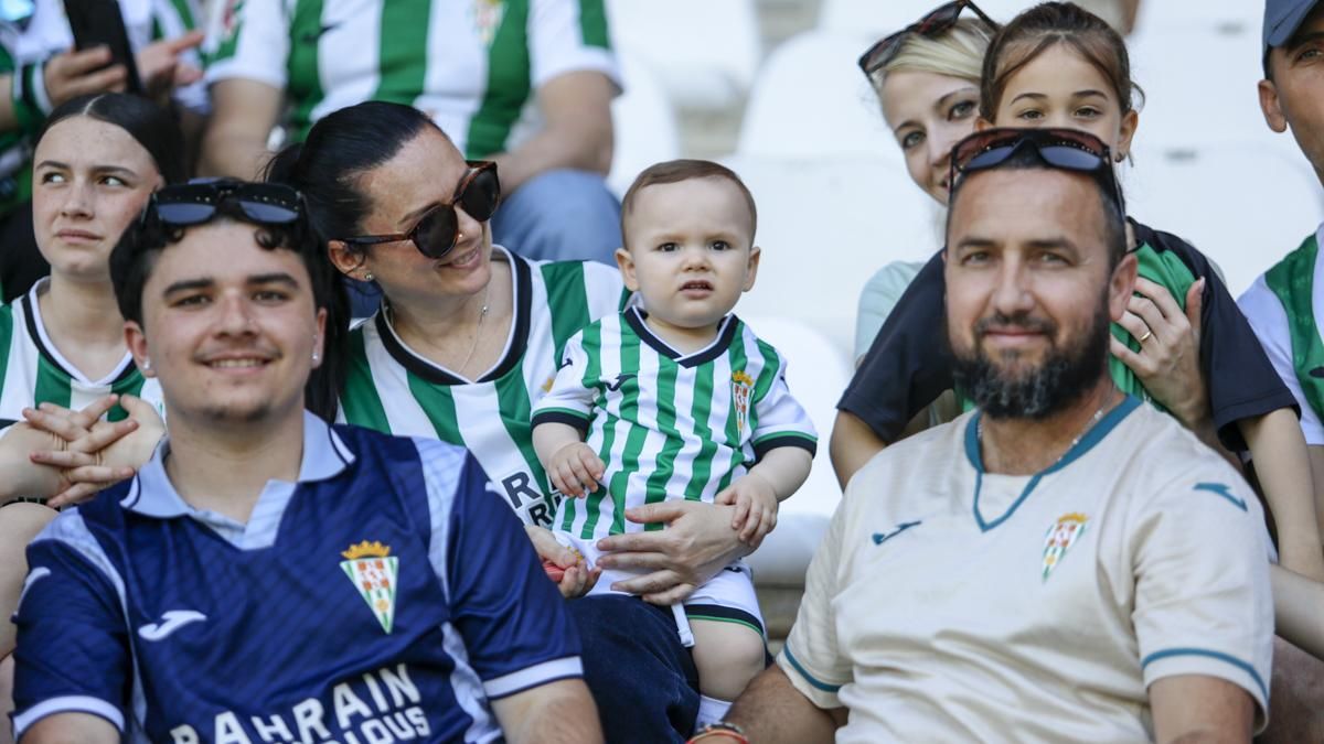 Grada Blanquiverde del Córdoba CF - Sporting de Gijón