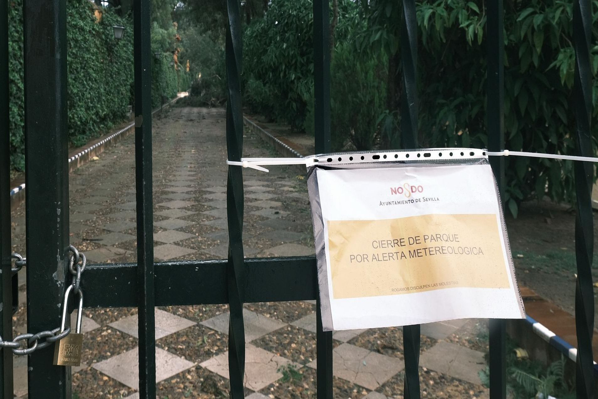 Los jardines de Murillo permanecen cerrados