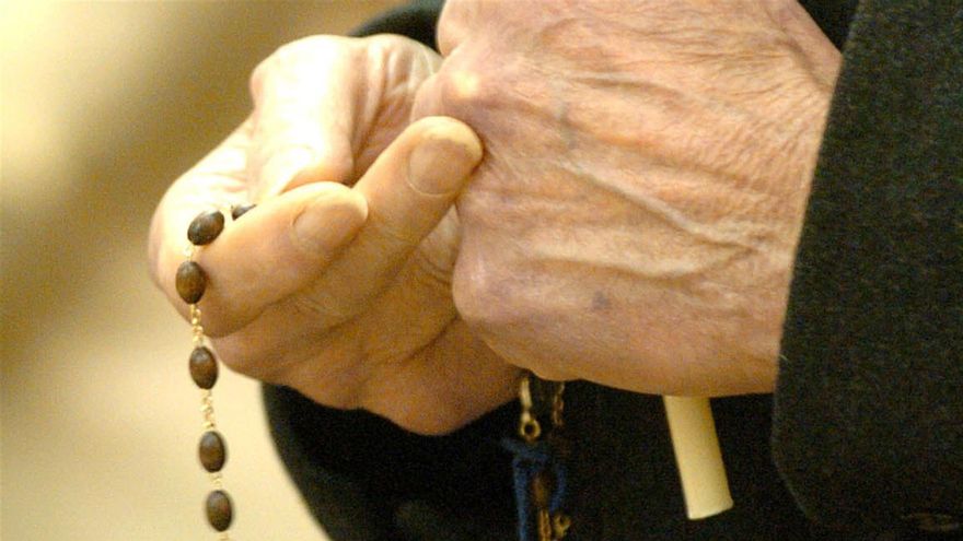 La Justicia confirma 10 años de cárcel para un sacerdote que abusó de dos monaguillos menores