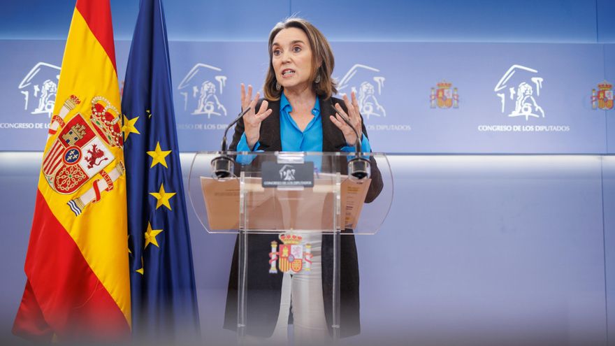 La secretaria general del PP, Cuca Gamarra, interviene en una rueda de prensa posterior a la Junta de Portavoces, a 20 de diciembre de 2022, en Madrid (España).