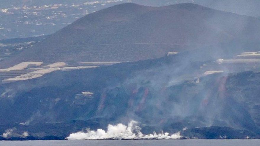 Nuevo derrame de lava junto a la fajana de la playa de Los Guirres