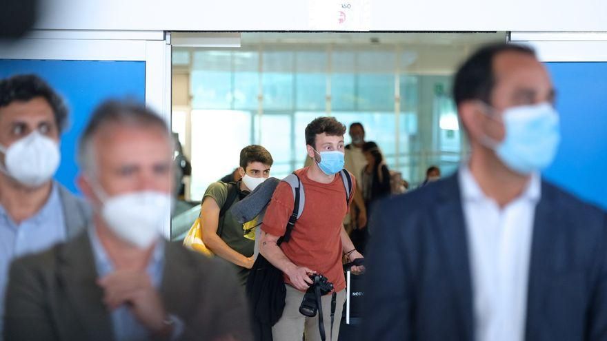 El Reino Unido no incluye a Canarias dentro de su lista de regiones seguras para viajar en verano