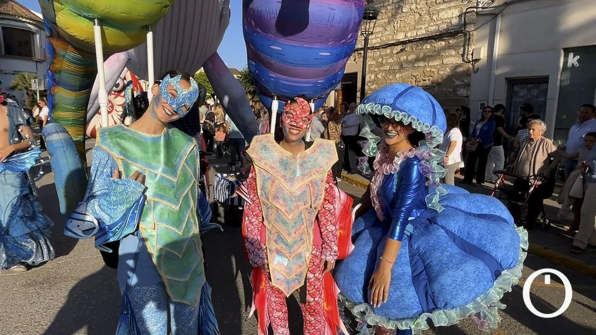 El mundo marino emerge en las Calles en Flor de Cañete