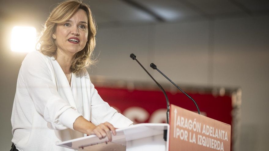 Archivo - La secretaria general del PSOE de Aragón y ministra de Educación, Formación Profesional y Deportes y portavoz del Gobierno, Pilar Alegría, durante un acto del PSOE de Aragón, en el Palacio de Congresos el pasado mes de febrero.