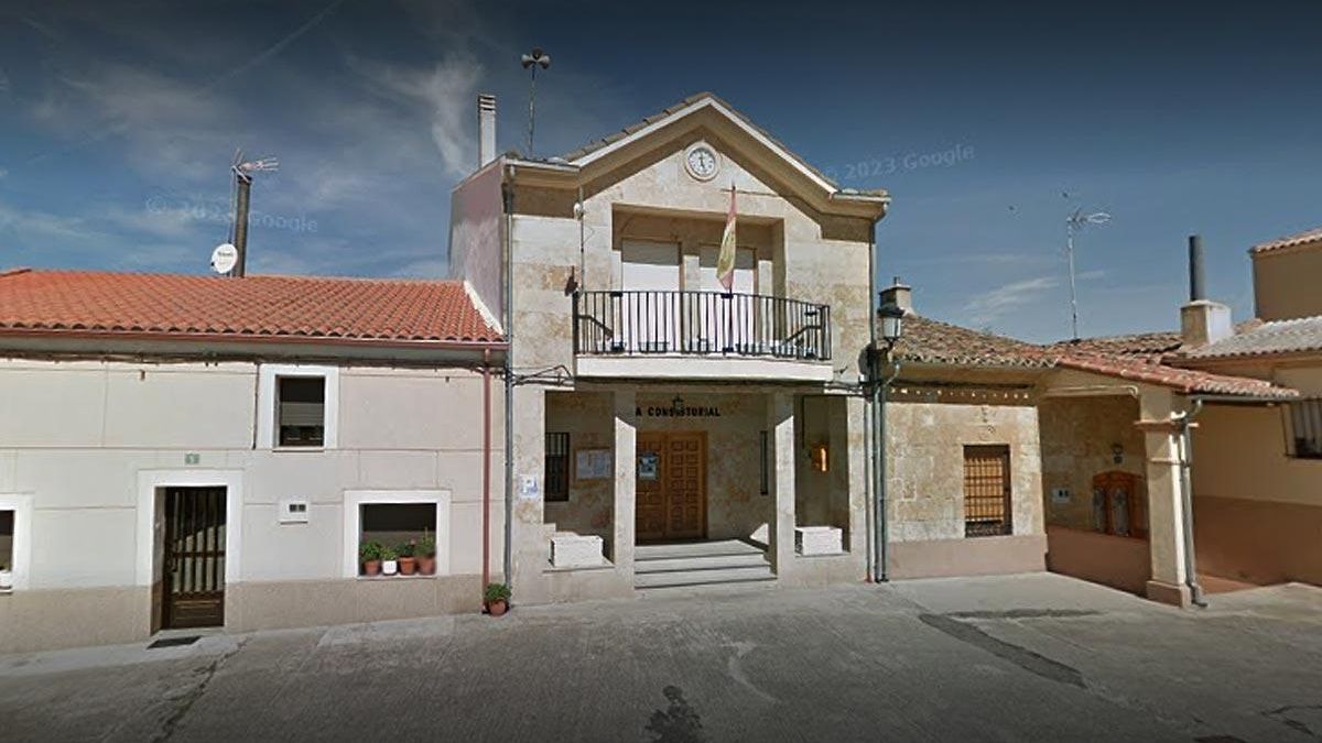 Ayuntamiento de Peleas de Abajo.