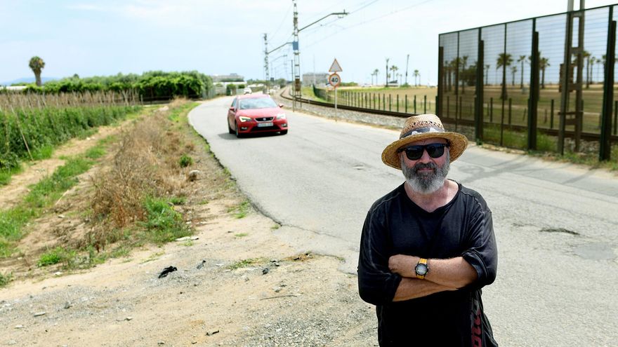 Agricultores de uno de los pueblos más turísticos de Barcelona, en pie de guerra por una carretera: "Es para los hoteles"