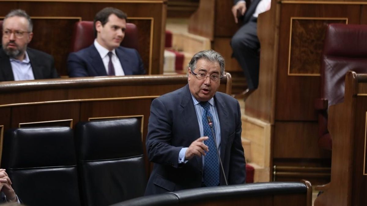 Zoido recuerda a Susana Díaz el refuerzo policial ante el "caso excepcional" ocurrido en un hospital de Cádiz