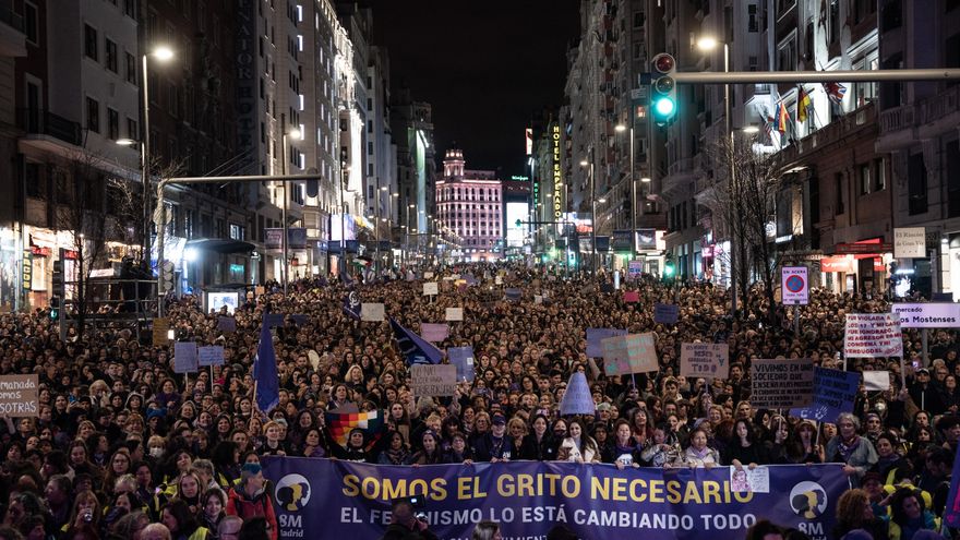 El 8M se impone en medio del ruido