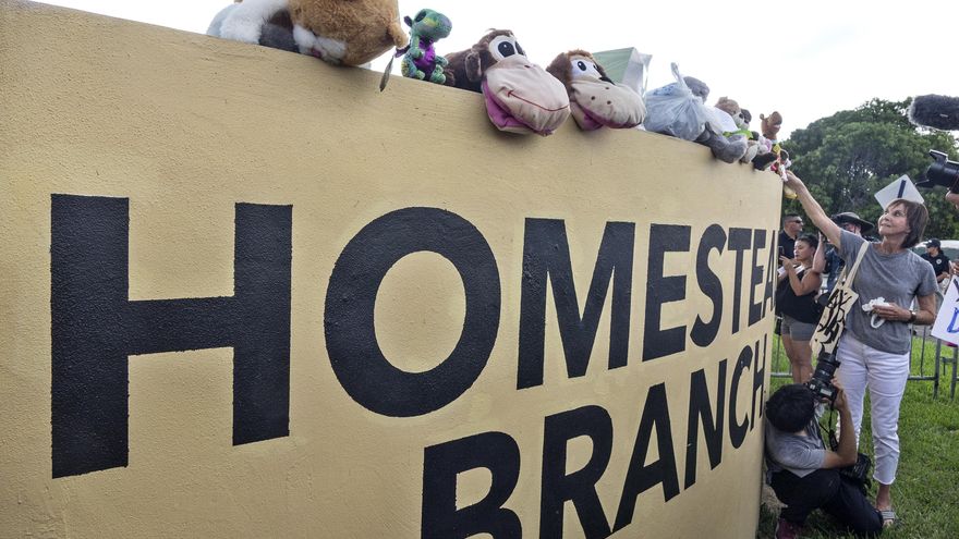 Rechazan que Biden reactive un polémico centro de niñez inmigrante en Florida