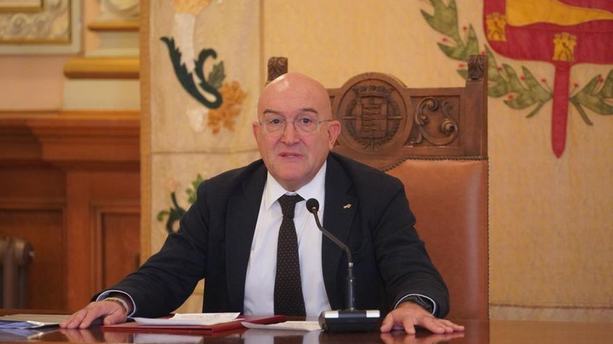 El alcalde de Valladolid acusa al Gobierno de no dejarle aplazar el pago de 11 millones a la Sociedad Alta Velocidad