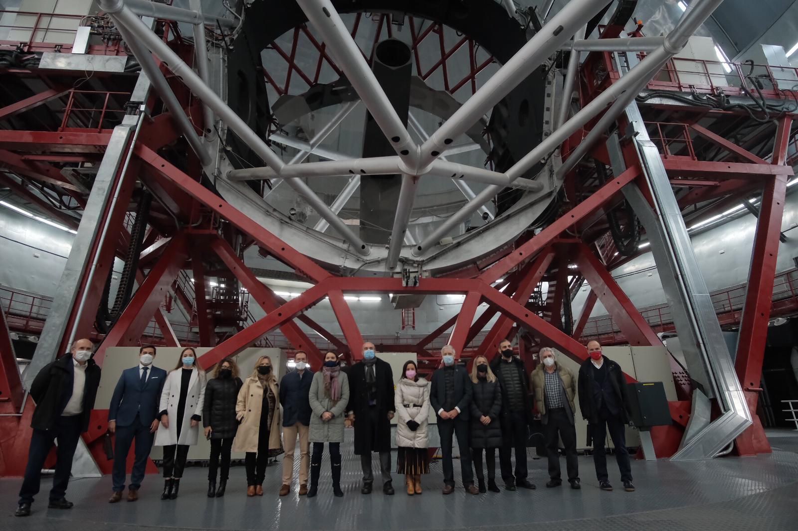 La ministra Reyes Maroto visitó el Gran Telescopio Canarias.