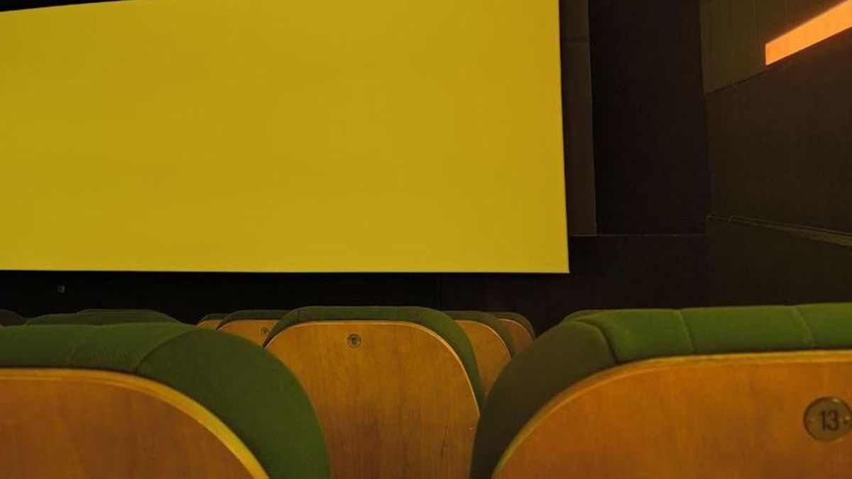 Cines Van Gogh esconde entradas gratis por León para celebrar sus 1.000 seguidores en redes