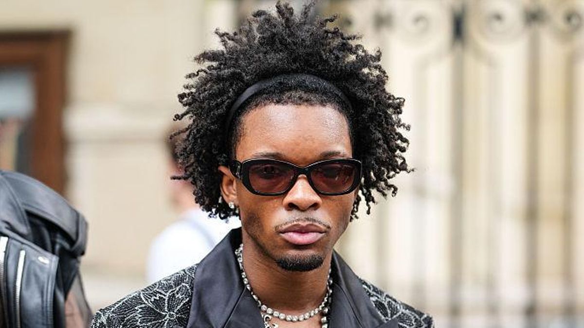 Arrestan al rapero D4vd como sospechoso de matar a una joven cuyo cuerpo apareció en su Tesla