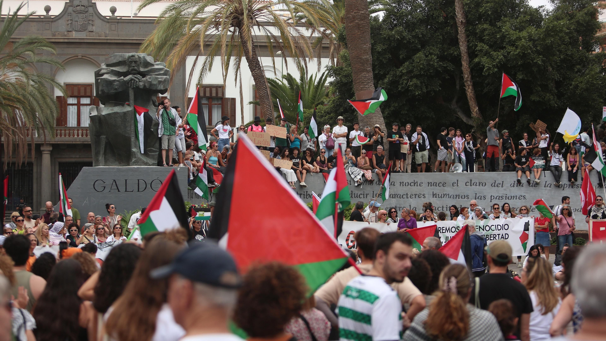 En imágenes || Manifestación en Gran Canaria en apoyo a Palestina