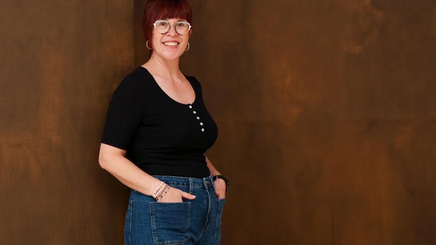 La dirigente de Més Compromís y diputada en el Congreso, Àgueda Micó, concede una entrevista a Europa Press tras la decisión de su formación de que abandone Sumar y pase al Grupo Mixto en la cámara.