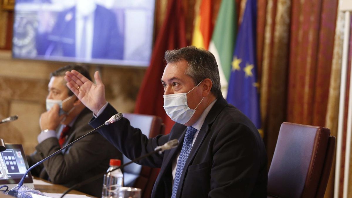 El alcalde de Sevilla, Juan Espadas.