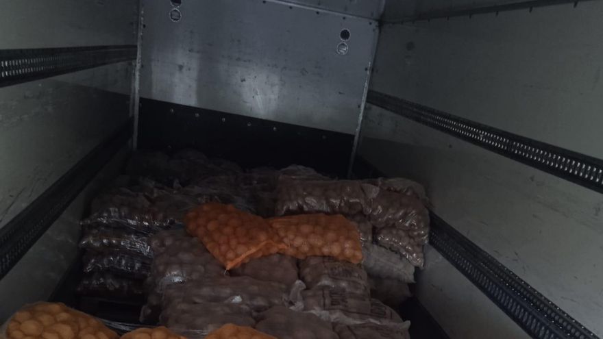 Imagen de archivo de una colecta de patatas.