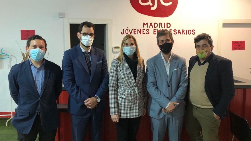 La vicesecretaria de Organización del PP, Ana Beltran, mantiene un encuentro con la Asociación de Jóvenes Empresarios de Madrid (AJE). En Madrid, a 27 de abril de 2021.