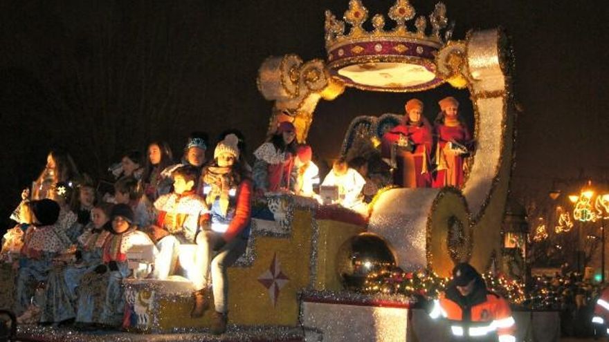 Cabalgata de Reyes en León capital.