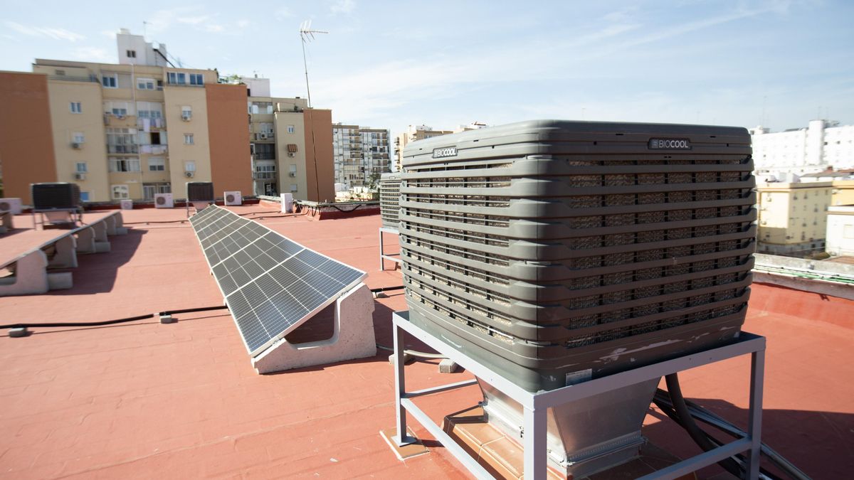Casi 3.500 centros andaluces recibirán fondos directos para adaptar las aulas a sus necesidades climáticas