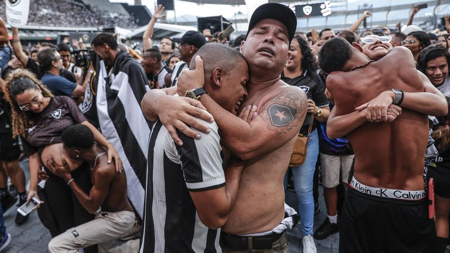 El fotógrafo de EFE André Coelho, premio regional en Sudamérica del World Press Photo