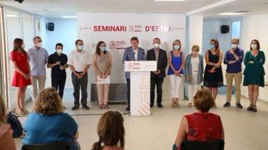 El Gobierno valenciano en la rueda de prensa final tras el seminario celebrado en Albocàsser y Benassal.