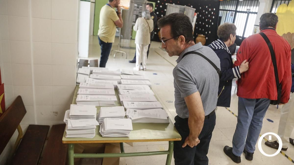Votaciones 28M en CEIP Fernán Pérez de Oliva