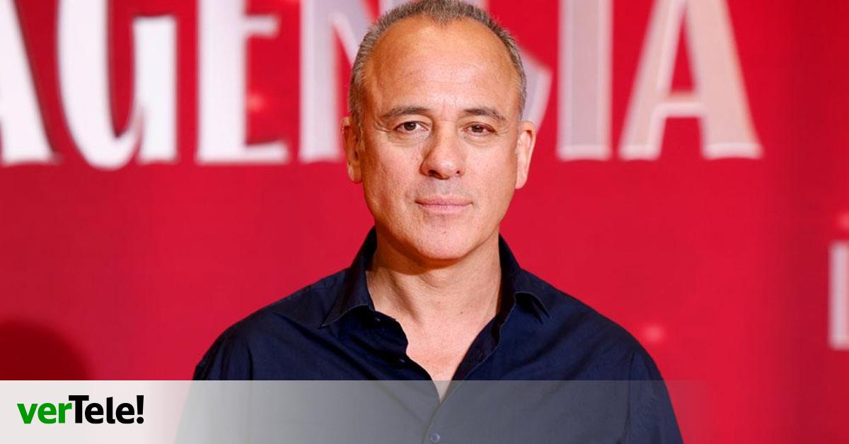 Javier Gutiérrez abre 'La Agencia' con el “riesgo” de su duración: “Si esto llega a funcionar será un malabarismo”