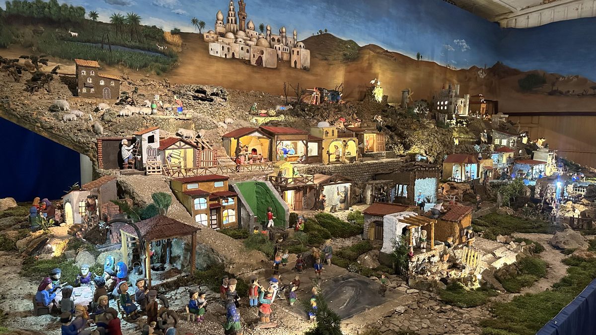 El Belén familiar de los Velasco en Villamuñío, en fotos