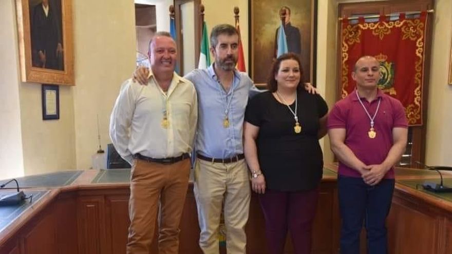 Los concejales del PP de Nerva se plantan ante Moreno por "inacción" ante el vertedero y dejan la política