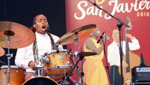 Jamison Ross interpretando una de sus canciones