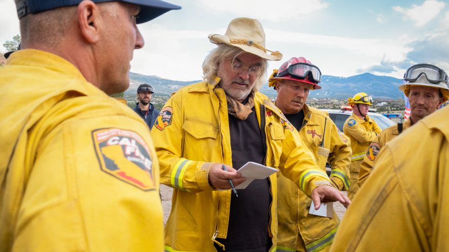 La película que honra “el heroísmo y la resiliencia” de los bomberos que arriesgan su vida en los incendios