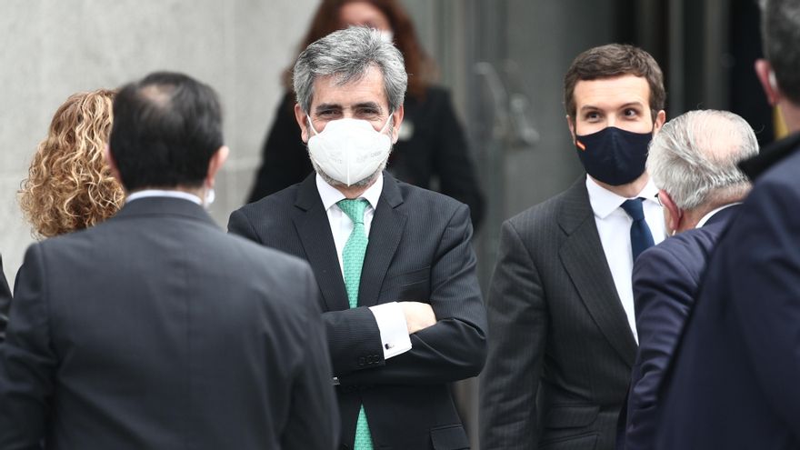 El presidente del Consejo General del Poder Judicial, Carlos Lesmes; y el líder del PP, Pablo Casado; en febrero de 2021